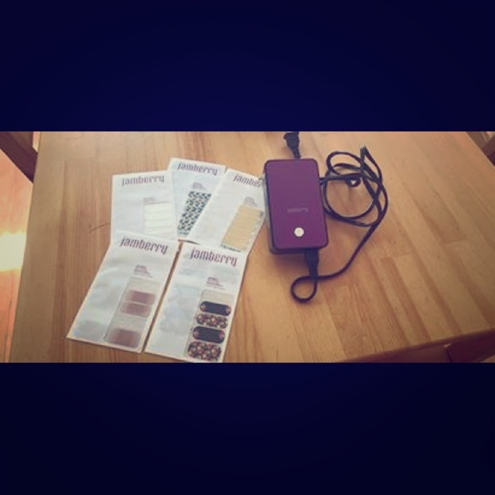 Jamberry Heater with 3 full and 2 partial sets